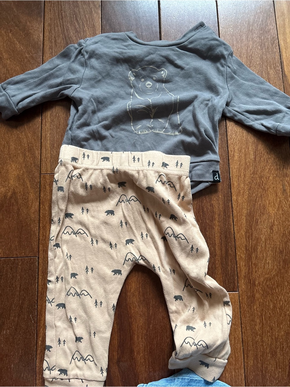 deux par deux Gray Top and Tan Bear Print Pants Kids Matching Set